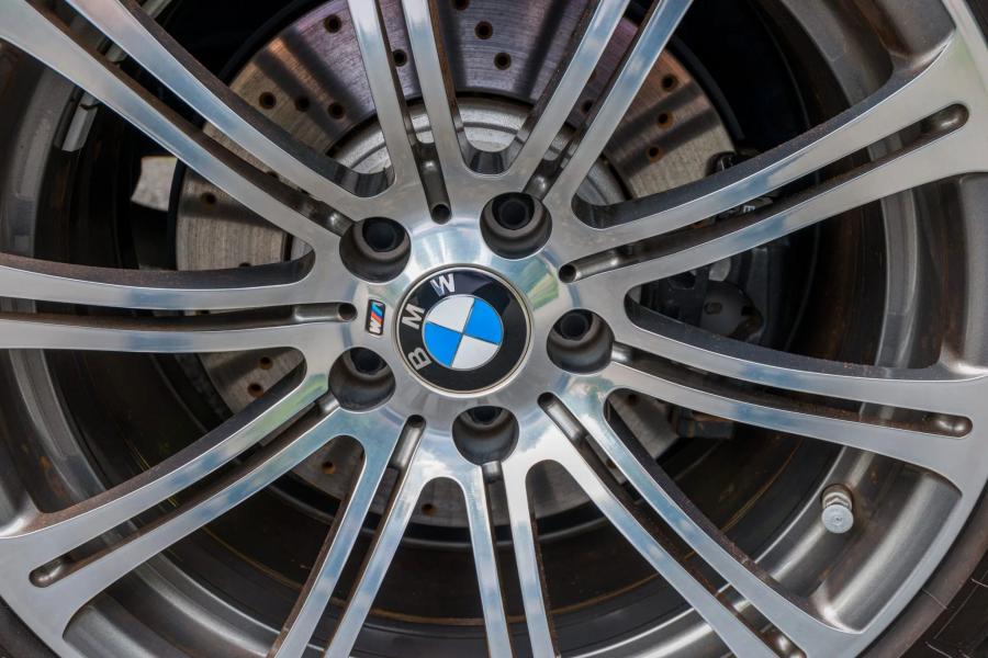 Колеса BMW M3 Coupe (E92) 2009 года  (фото 30 из 69)